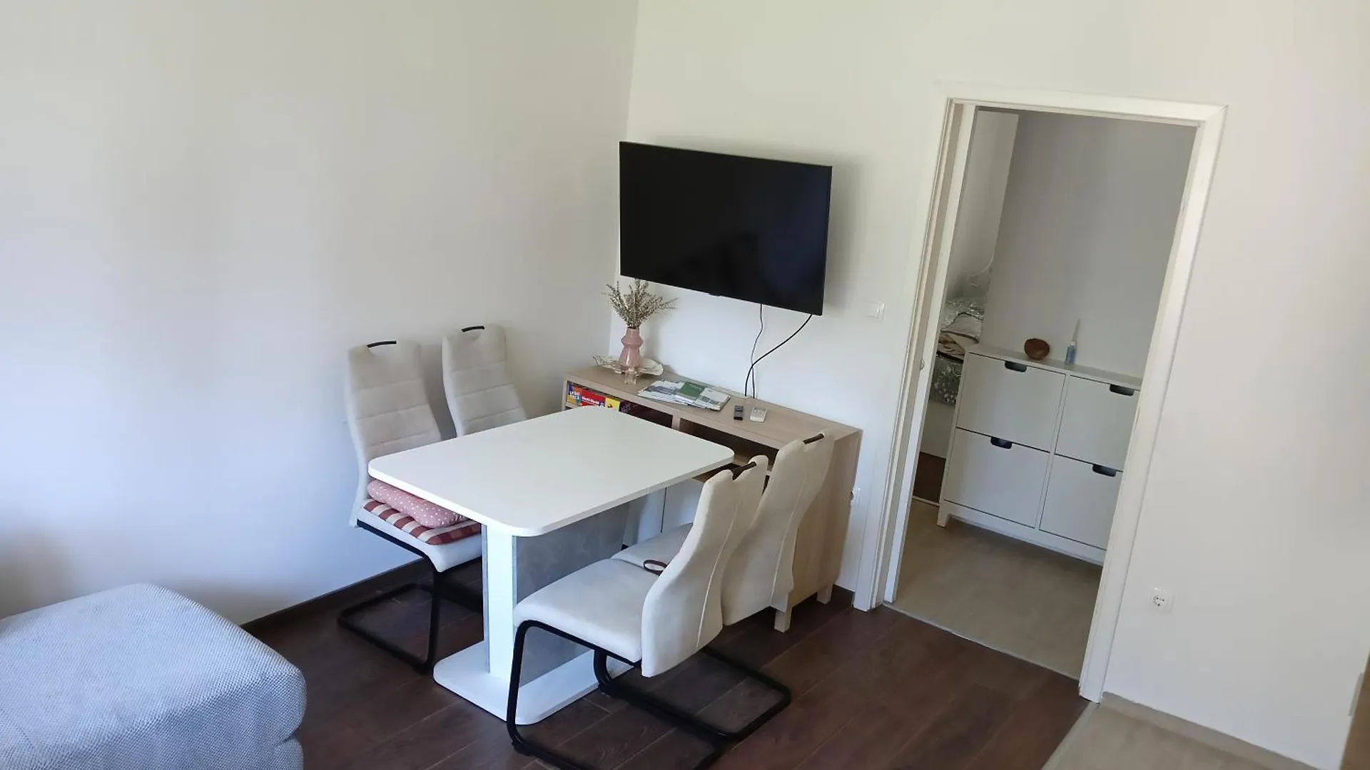 Apartment Lungomare ウマグ
