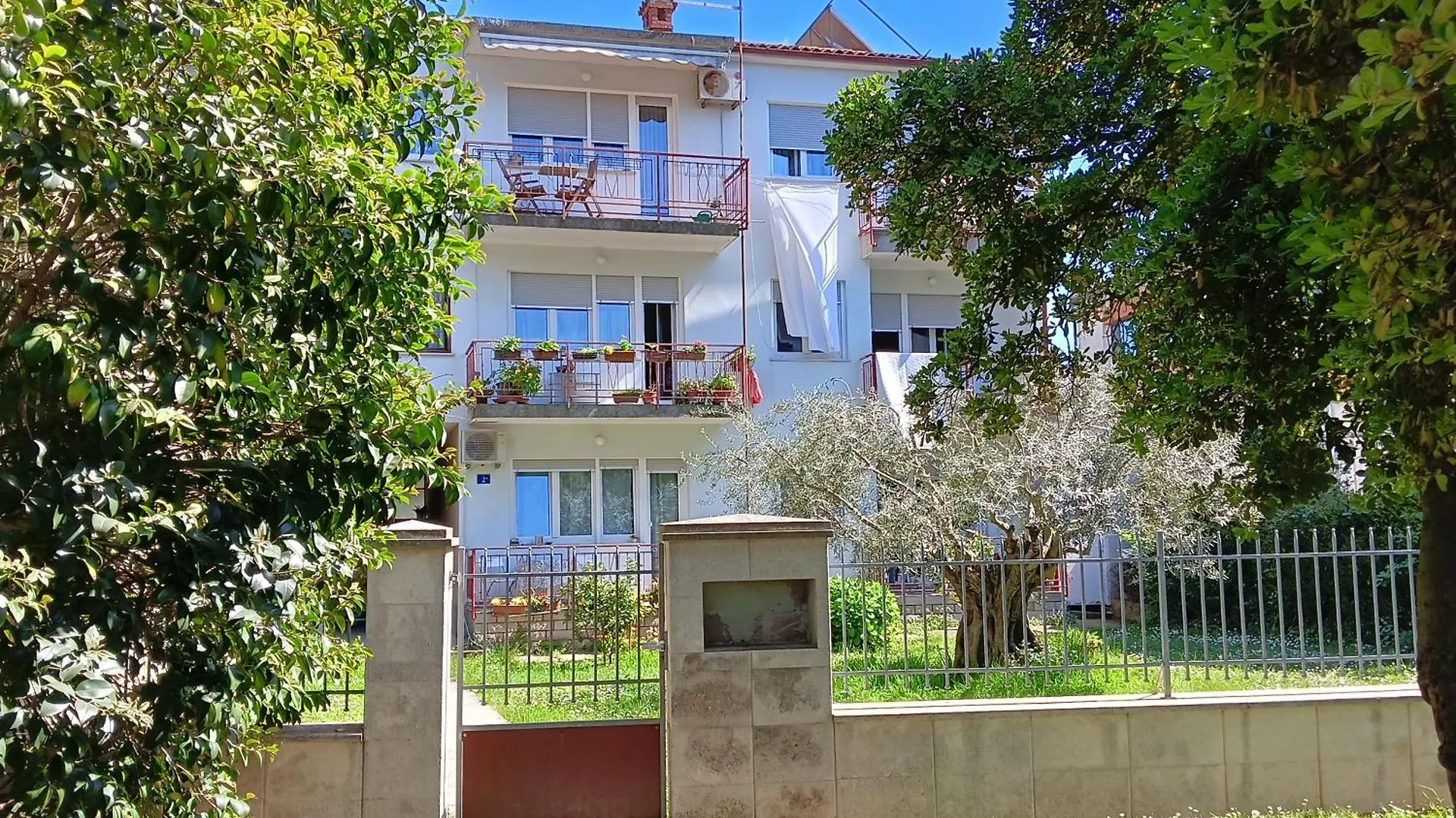 Apartment Lungomare location