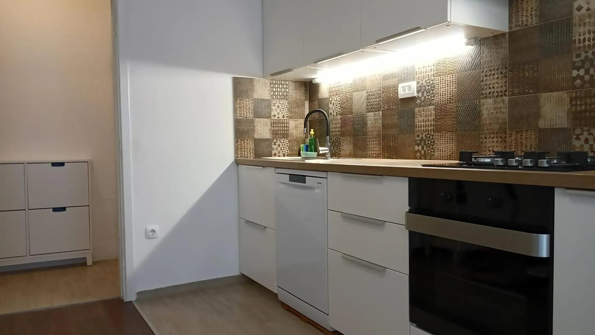 Apartment Lungomare ウマグ